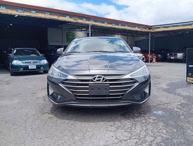 Hyundai elantra  - Imagen 2