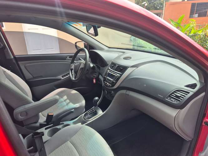 Hyundai accent 