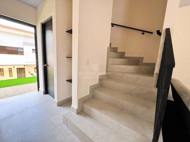 NEW SEMI-FURNISHED APARTMENT FOR RENT IN MONTEZUMA CONDOMINIUM, GRECIA, ALAJUELA