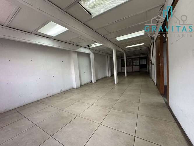 Venta de bodega en San José | 461 m2 | USO COMERCIAL | F 718