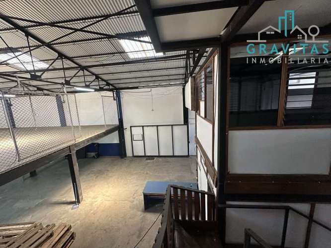 Venta de bodega en San José | 461 m2 | USO COMERCIAL | F 718