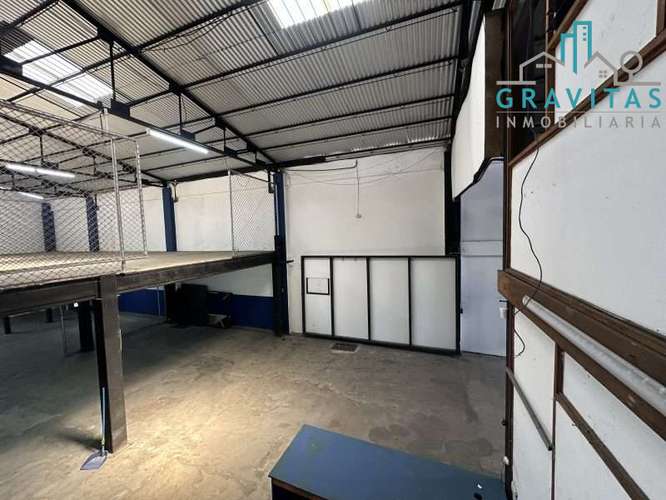 Venta de bodega en San José | 461 m2 | USO COMERCIAL | F 718