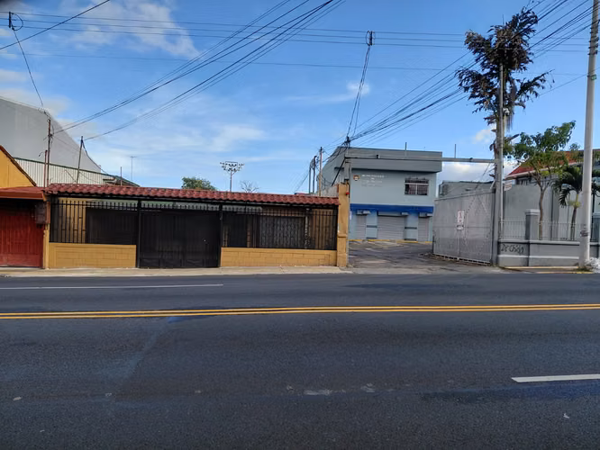 PROPIEDAD EN VENTA - INVERSION  - Imagen 2