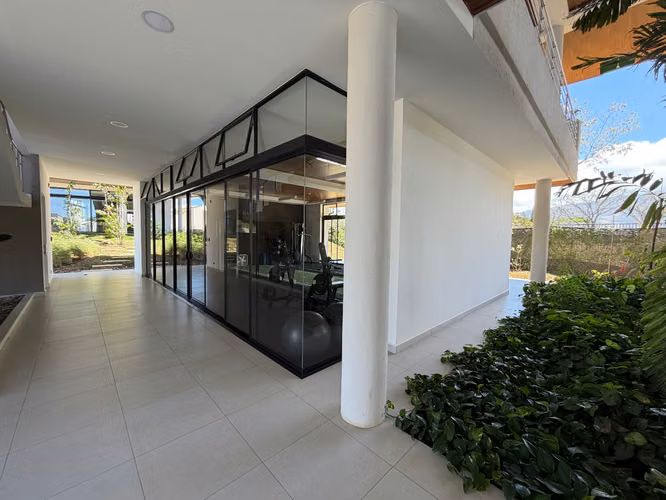 Estrene Casa Lindora Village / A/C + Linea Blanca + Cortinas / 3 Parqueos  - Imagen 12
