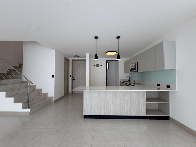 Estrene Casa Lindora Village / A/C + Linea Blanca + Cortinas / 3 Parqueos  - Imagen 3