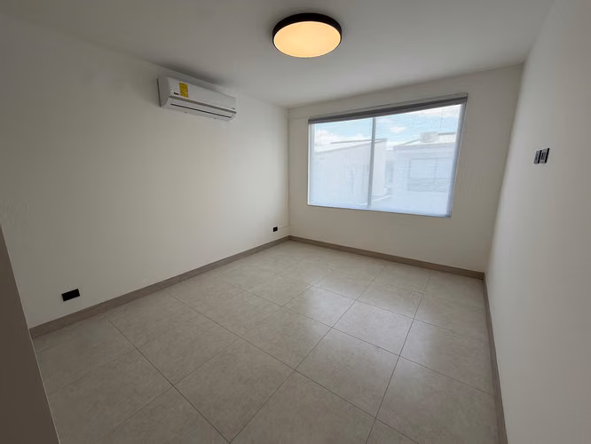 Estrene Casa Lindora Village / A/C + Linea Blanca + Cortinas / 3 Parqueos  - Imagen 9