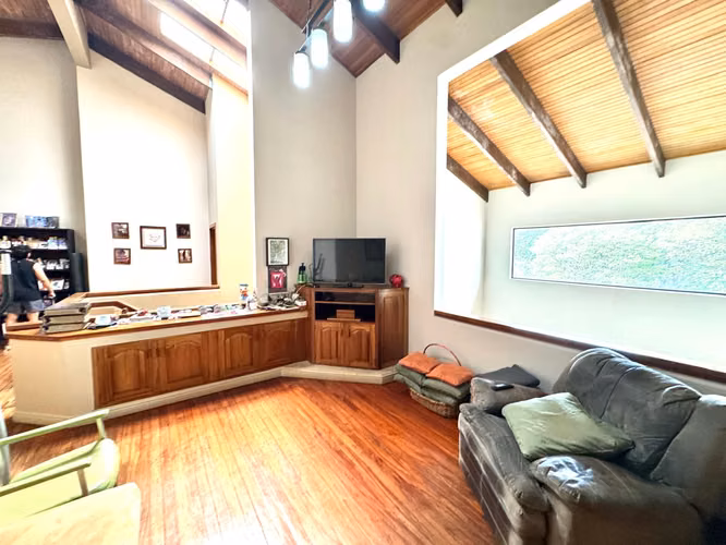 Venta de casa colonial independiente, Freses de Curridabat - Imagen 3
