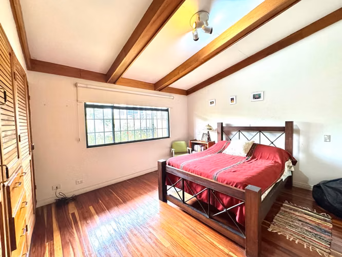 Venta de casa colonial independiente, Freses de Curridabat - Imagen 4