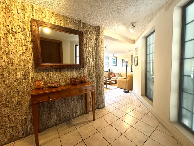 Venta de casa colonial independiente, Freses de Curridabat - Imagen 9