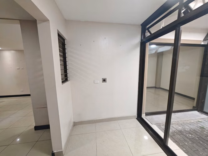 CASA DE 3 HABITACIONES EN CONDOMINIO EN HATILLO - Imagen 9