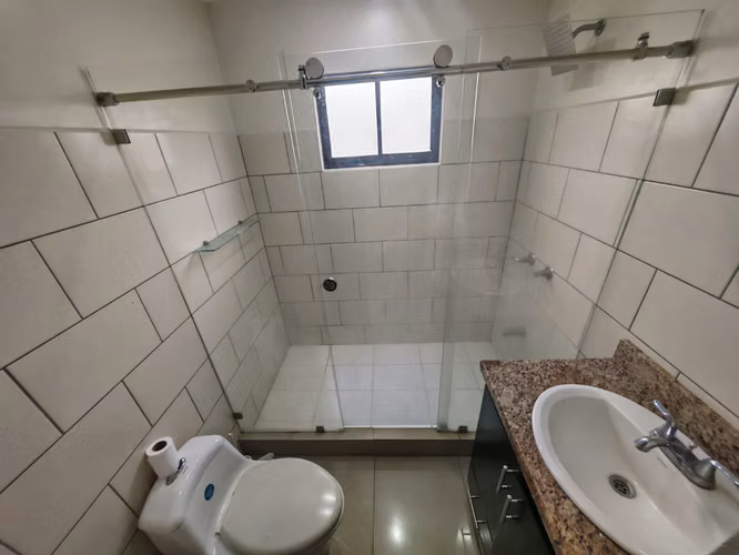 CASA DE 3 HABITACIONES EN CONDOMINIO EN HATILLO - Imagen 17