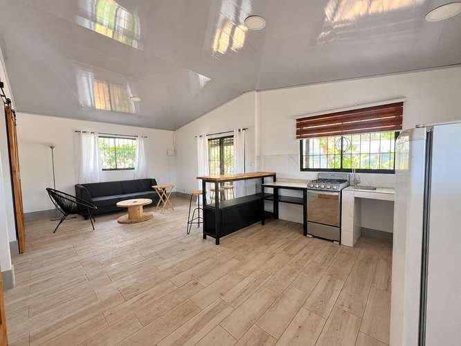 Venta de OPORTUNIDAD DE INVERSIÓN lote con 2 casas - Imagen 13