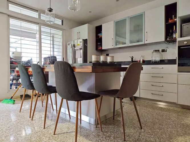 Venta de casa en Rohrmoser, Nunciatura, con apartamento independiente - Imagen 7