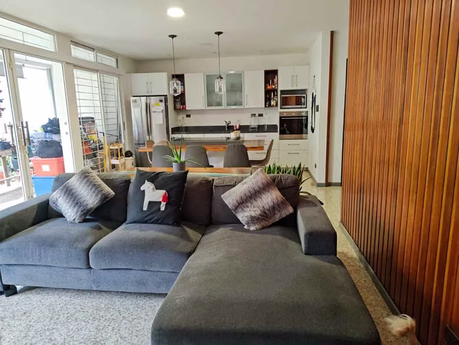 Venta de casa en Rohrmoser, Nunciatura, con apartamento independiente - Imagen 6