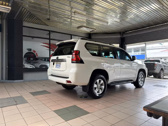 2024 Toyota Land Cruiser Prado. - Imagen 4