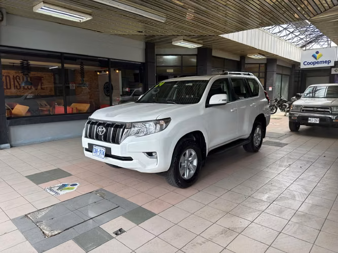 2024 Toyota Land Cruiser Prado. - Imagen 8