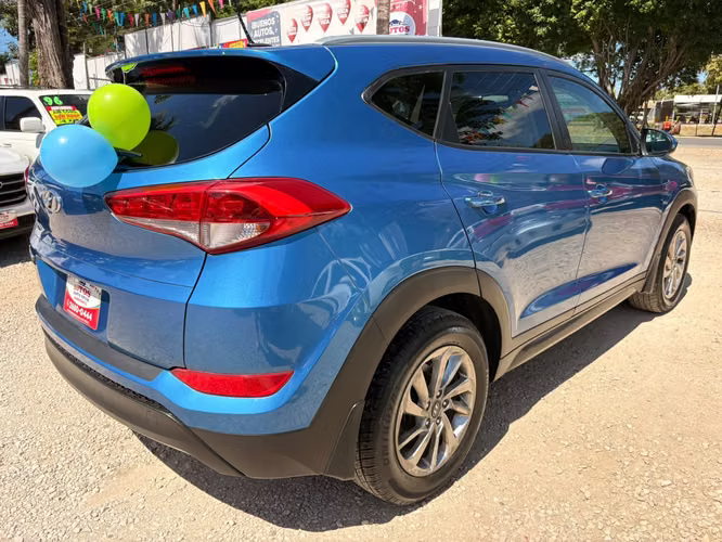 HYUNDAI TUCSON GLS-2016-AUTO-SHIFT TRONIC-4X2-9.375.000 - Imagen 2