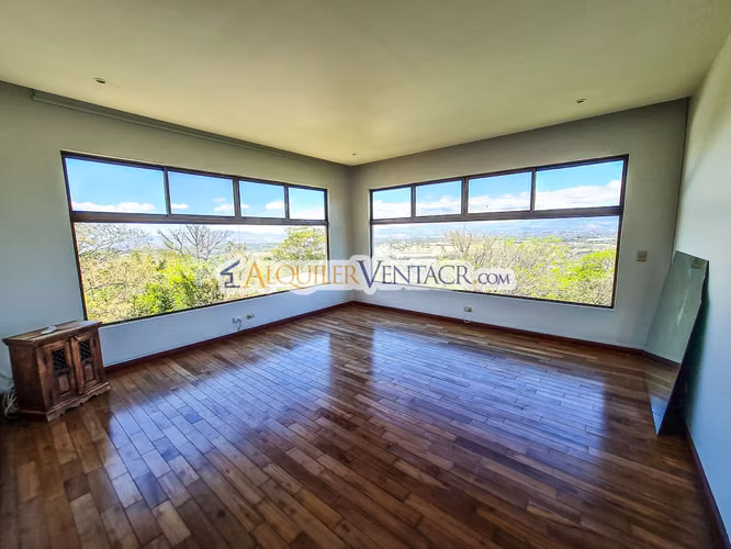 LUJOSA CASA CON 1.039 M2 DE LOTE Y VISTA EN BRASIL DE MORA SANTA ANA - Imagen 16