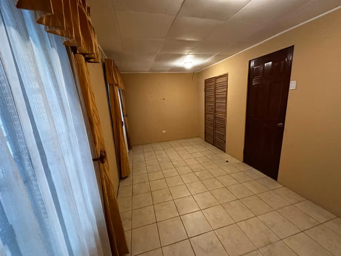 Se alquila casa en Cuatro Reinas de Tibas - Imagen 6