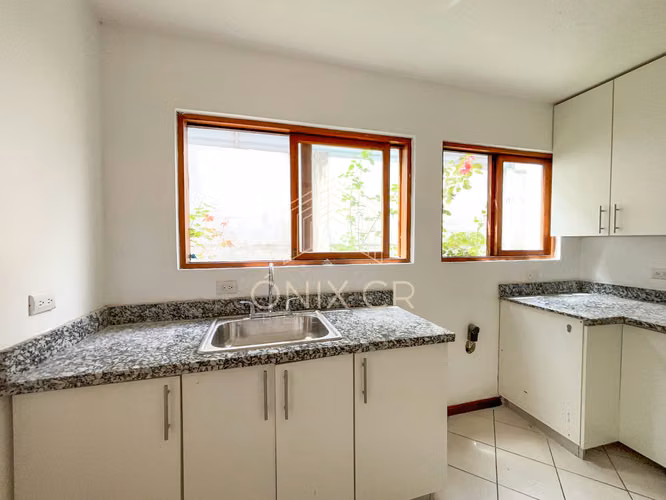  ALQUILER DE APARTAMENTO CON JARDÍN EN PRIMER PISO GRANADILLA, CURRIDABAT - Imagen 5