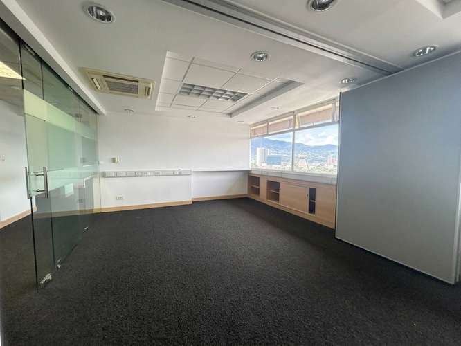 Oportunidad de Inversión Comercial de Piso Completo en Paseo Colón | ID 27559 - Imagen 1