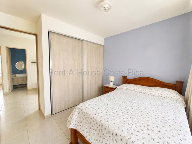 Alquiler de Casa Moderna AMUEBLADA en Belén-La Ribera, Heredia.  - Imagen 16