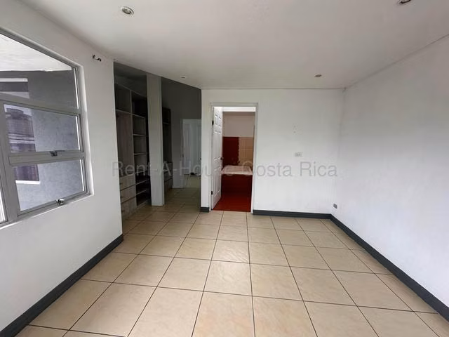 Venta de Casa ESQUINERA en Moravia-La Trinidad.  - Imagen 13