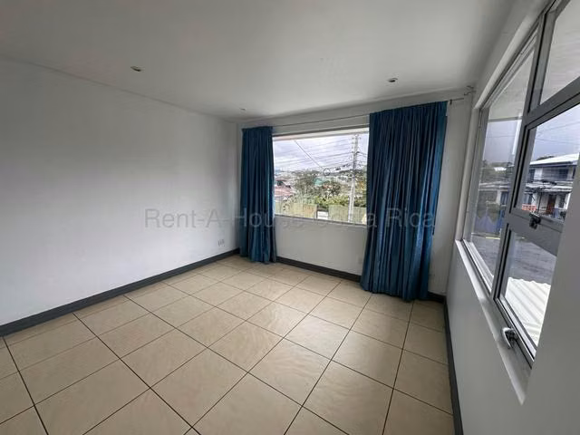 Venta de Casa ESQUINERA en Moravia-La Trinidad.  - Imagen 12