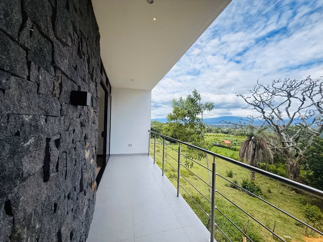 Casa nueva en ALQUILER en Rodeo de Ciudad Colón-HGM - Imagen 4