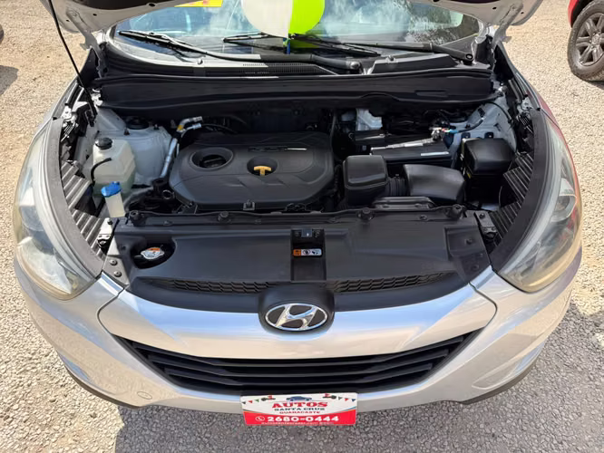  HYUNDAI TUCSON GLS-2015-AUTO-SHIFT TRONIC-4X4-8.775.000 - Imagen 7