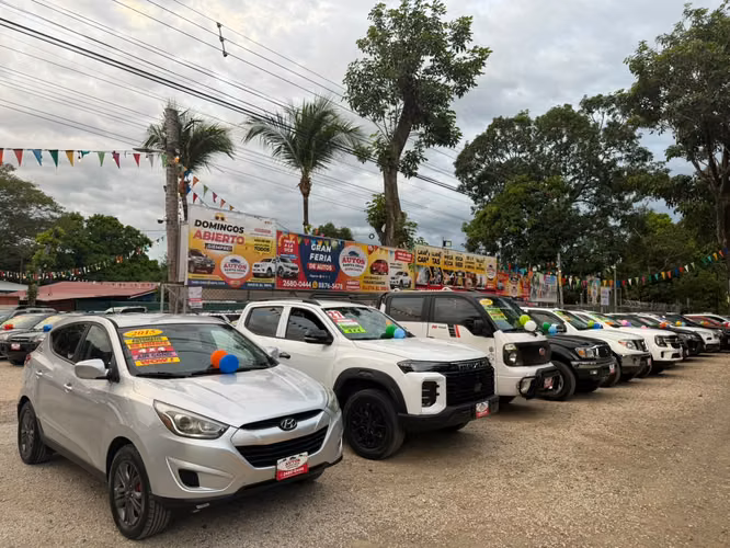  HYUNDAI TUCSON GLS-2015-AUTO-SHIFT TRONIC-4X4-8.775.000 - Imagen 9