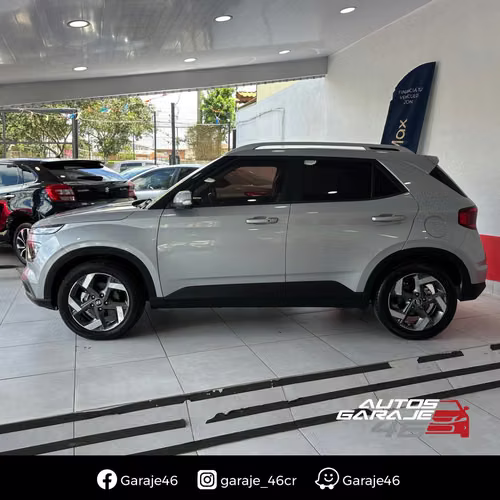 HYUNDAI VENUE GLS - Imagen 10
