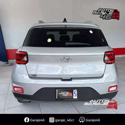 HYUNDAI VENUE GLS - Imagen 6