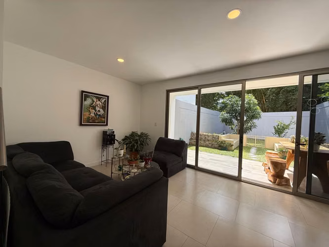 Casa de 3 niveles en alquiler | San Antonio de Escazú | $2.970 | 3 Habitaciones - Imagen 2