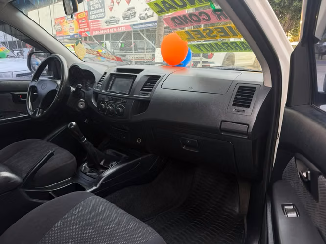 TOYOTA HILUX-2016-MANUAL-TD-CAJA 5TA- - Imagen 7