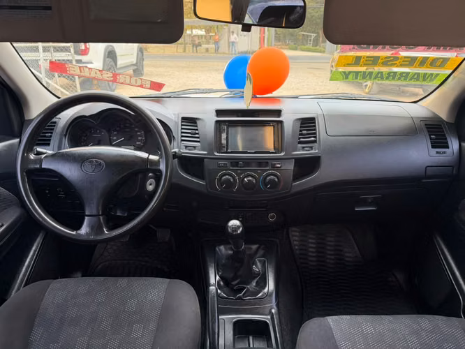 TOYOTA HILUX-2016-MANUAL-TD-CAJA 5TA- - Imagen 6