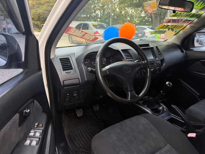 TOYOTA HILUX-2016-MANUAL-TD-CAJA 5TA- - Imagen 5