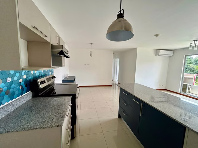 APARTAMENTO EN LAGUNILLA - Imagen 2
