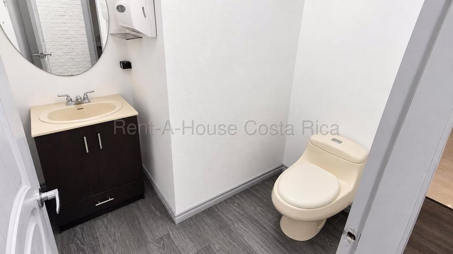 Casa en venta en Rohrmoser remodelada | 3 habitaciones - Imagen 8