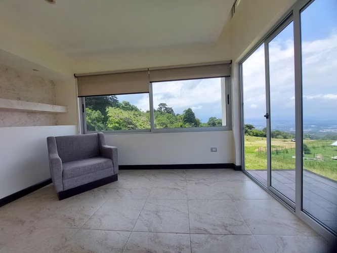  Casa moderna con vistas panorámicas | San Rafael, Heredia  - Imagen 10