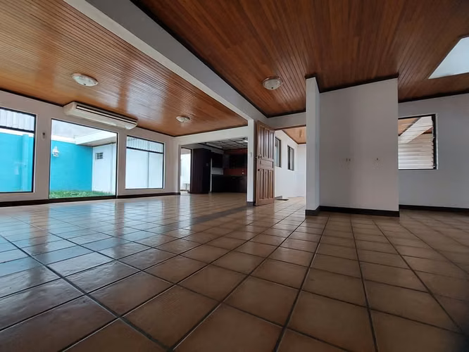  Casa en alquiler | San Rafael de Escazú  - Imagen 9