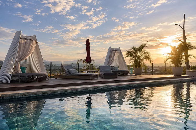  Alquiler | Apartamento esquinero de 3 habitaciones en khaya, Guayabos 