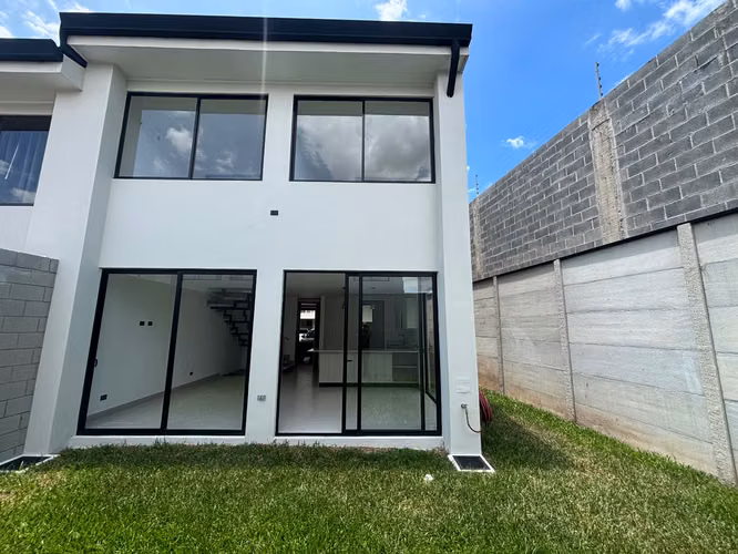 Estrene casa en Condominio en Lindora.  - Imagen 3