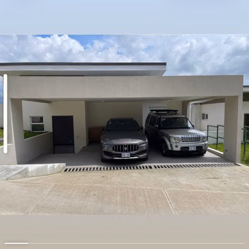  Exclusiva Casa en Condominio – Guachipelín de Escazú
