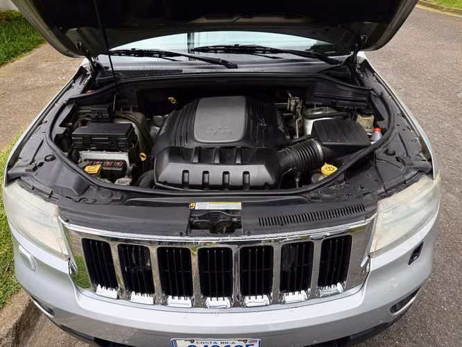 Jeep Grand Cherokee 4x4 Hemi 5.7cc Limited  Excelente Estado Coversemos