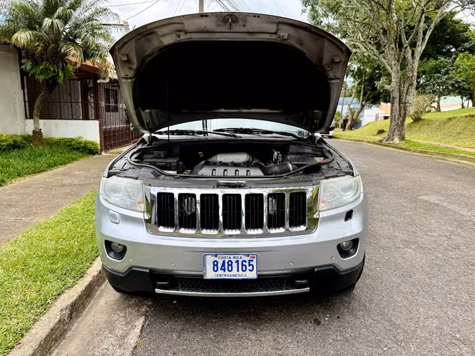 Jeep Grand Cherokee 4x4 Hemi 5.7cc Limited  Excelente Estado Coversemos