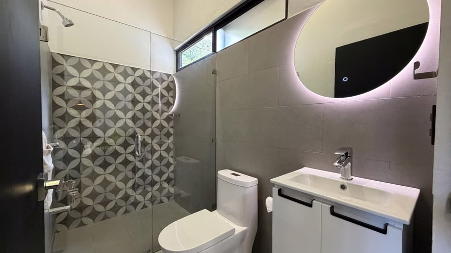 Se Vende Casa en Atenas | Amplios Jardines y 1.764 m² de Terreno - Imagen 15