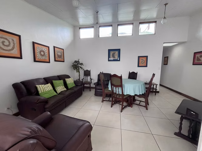 Apartamento AMUEBLADO con Servicios incluidos  - Imagen 2