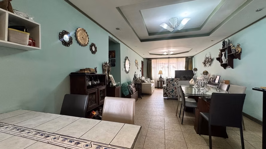 Vende casa de una planta c/uso de suelo mixto, Gravilias, Desamparados (AD) - Imagen 6