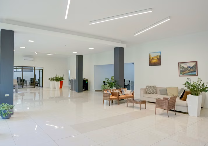 OFICINAS EN ALQUILER — LA GARITA, ALAJUELA